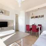 Train & - Marina - Unik Vacation Апартаменты *