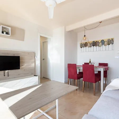 Train & - Marina - Unik Vacation Apartment *